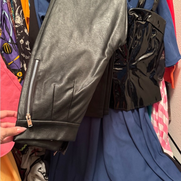 Vixen by Micheline Pitt Leather Cigarette Pants - Picture 2 of 3